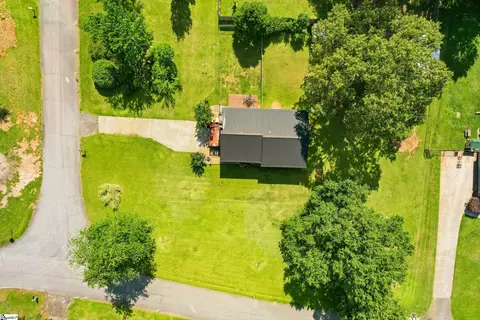 View/Area - 100 Elm Ct, Easley, SC 29642 photo 3 of 7