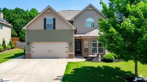 112 Verdana Ct, Simpsonville, SC 29680