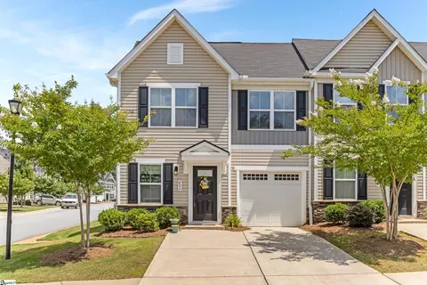 406 Aldworth Ln, Fountain Inn, SC 29644
