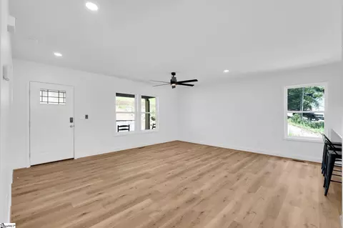 Living - 234 Brookview Cir, Easley, SC 29642 photo 4 of 5