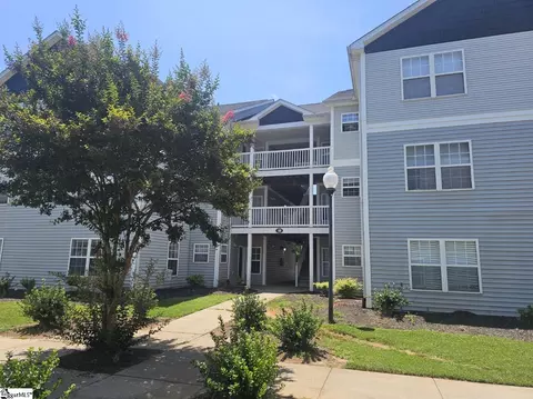 188 L University Village Dr, Central, SC 29630