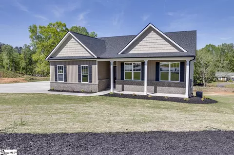 Exterior - 102 Powell Ct, Easley, SC 29640 photo 3 of 6