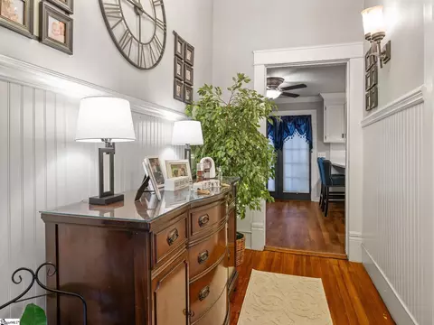 Entry Way - 401 E Rutledge Ave, Gaffney, SC 29340 photo 3 of 6