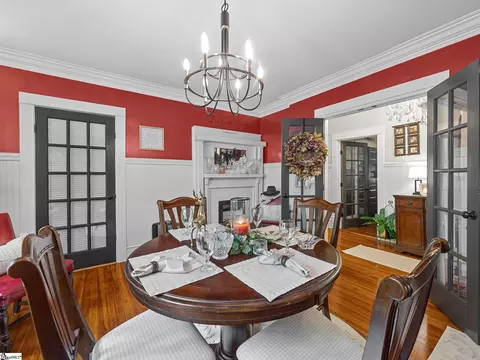 Dining - 401 E Rutledge Ave, Gaffney, SC 29340 photo 2 of 2