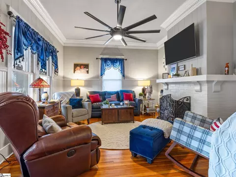 Living - 401 E Rutledge Ave, Gaffney, SC 29340 photo 1 of 1