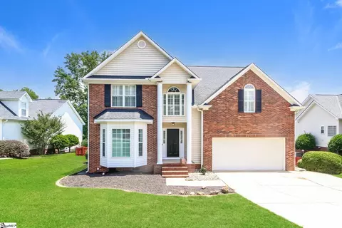 104 Sandtrap Ct, Greenville, SC 29609