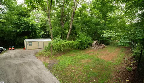 15 Cardo Ln # B, Fountain Inn, SC 29644