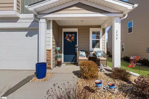 224 Anna Gray Cir, Easley, SC 29640