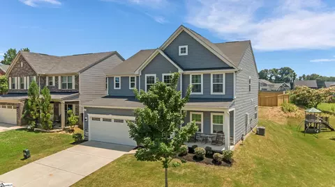 Exterior - 1407 Park Ter, Moore, SC 29369 photo 2 of 5
