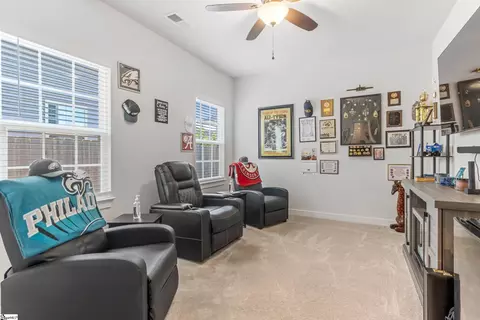Entry Way - 1407 Park Ter, Moore, SC 29369 photo 2 of 3