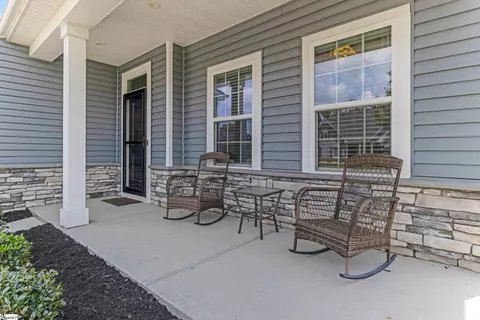 Exterior - 1407 Park Ter, Moore, SC 29369 photo 3 of 5