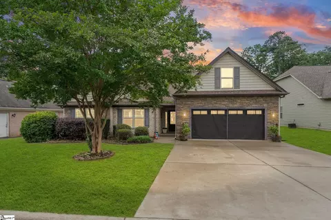116 Paladin Dr, Boiling Springs, SC 29316
