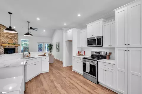 Entry Way - 2212 Refuge Rd, Pendleton, SC 29670 photo 1 of 2