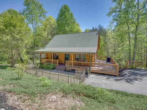 125 Pine Ridge Dr, Bostic, NC 28018
