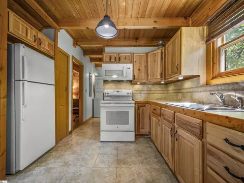 Kitchen - 125 Pine Ridge Dr, Bostic, NC 28018 photo 2 of 2