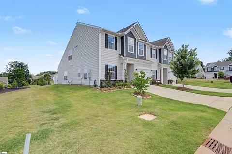 406 Batten Rd, Taylors, SC 29687