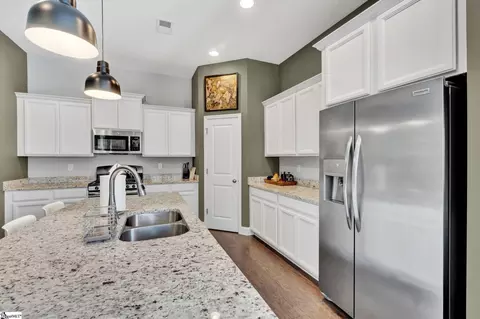 Kitchen - 34 Novelty Dr, Greer, SC 29651 photo 2 of 6