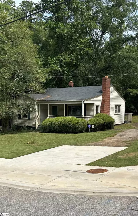 236 Pleasant Ridge Ave, Greenville, SC 29605