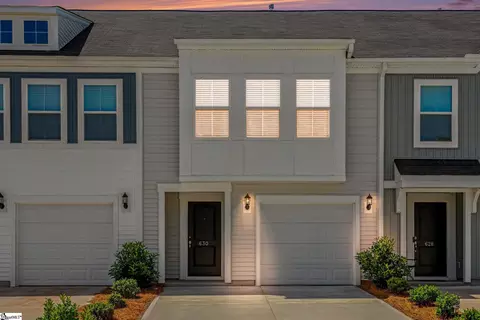 630 Blossom Run Dr, Spartanburg, SC 29307