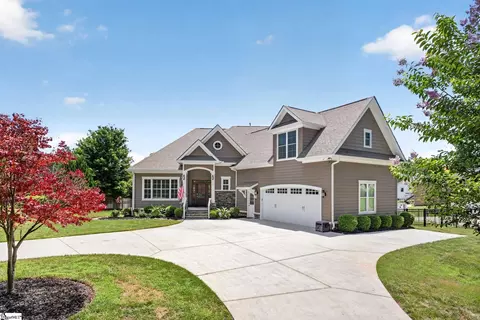 121 Stanridge Ct, Easley, SC 29640