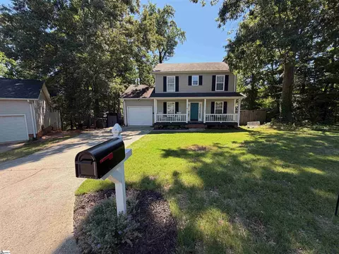 208 Charmar Way, Taylors, SC 29687