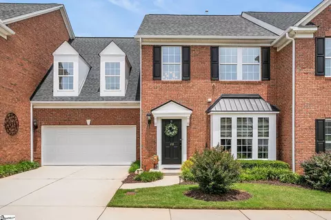 28 Dillworth Ct, Simpsonville, SC 29681