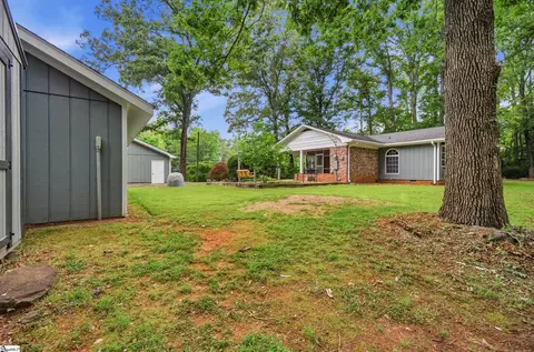 Exterior - 100 Crystal Ln, Pickens, SC 29671 photo 5 of 11
