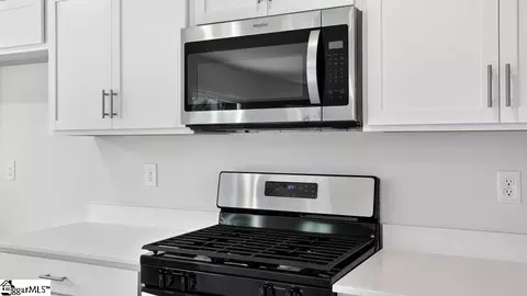 Kitchen - 3105 Emberly Dr, Roebuck, SC 29376 photo 3 of 4