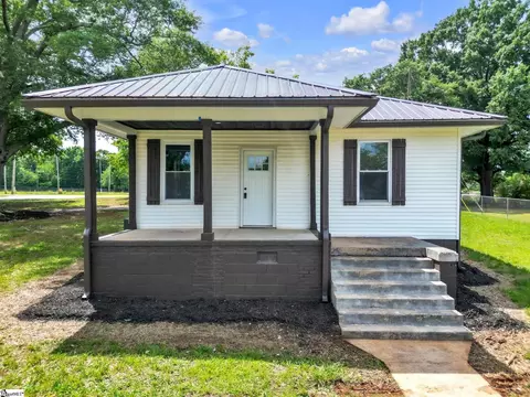 301 Anderson St, Pelzer, SC 29669