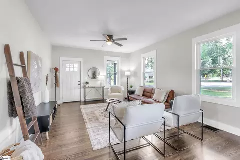 Living - 301 Anderson St, Pelzer, SC 29669 photo 1 of 3