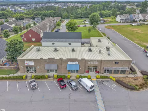 View/Area - 213 Townsend Ave, Greer, SC 29651 photo 3 of 4