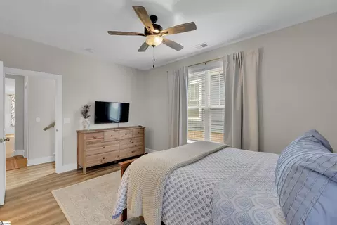 Bedroom - 213 Townsend Ave, Greer, SC 29651 photo 1 of 4