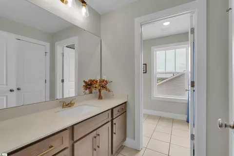 Bath - 213 Townsend Ave, Greer, SC 29651 photo 4 of 4