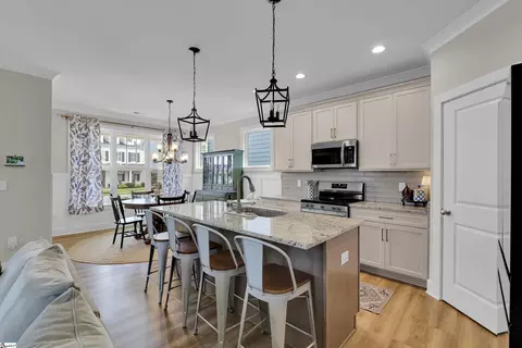 Kitchen - 213 Townsend Ave, Greer, SC 29651 photo 1 of 2