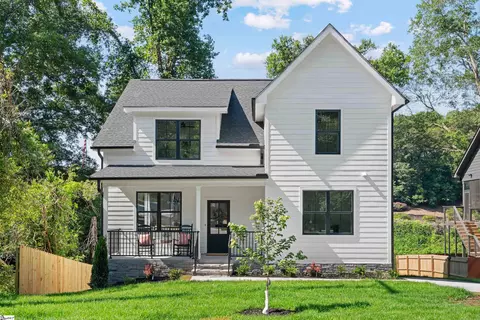 34 Lowndes Hill Rd, Greenville, SC 29607