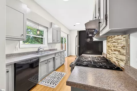 Kitchen - 104 Gregory Dr, Greer, SC 29650 photo 1 of 4