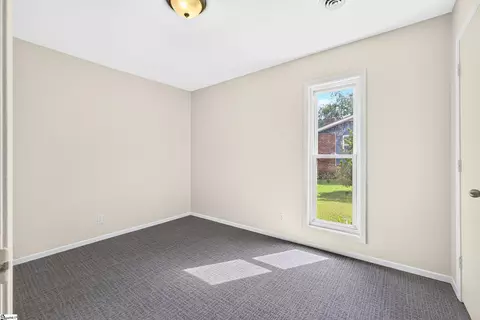 Bedroom - 104 Gregory Dr, Greer, SC 29650 photo 2 of 4
