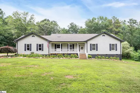 125 Christie Ln, Piedmont, SC 29673