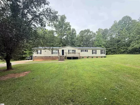 718 S Stockton Rd, Fountain Inn, SC 29644