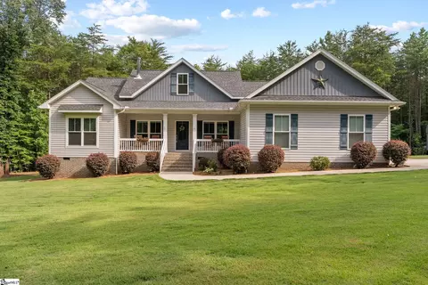 110 Gosnell Farmer Rd, Landrum, SC 29356