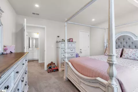Bedroom - 1216 Paramount Dr, Lyman, SC 29365 photo 3 of 8