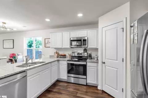 Kitchen - 1216 Paramount Dr, Lyman, SC 29365 photo 1 of 1