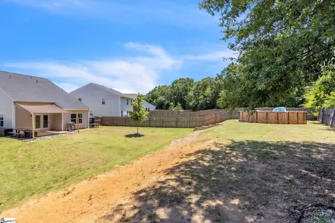 Exterior - 1216 Paramount Dr, Lyman, SC 29365 photo 3 of 4