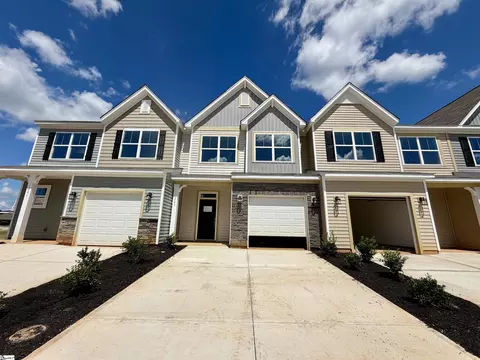 207 Toal Ct, Greenville, SC 29611