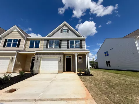 211 Toal Ct, Greenville, SC 29611