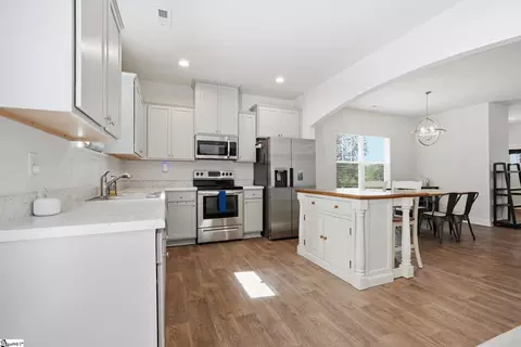 Entry Way - 103 Preston St, Easley, SC 29640 photo 2 of 3