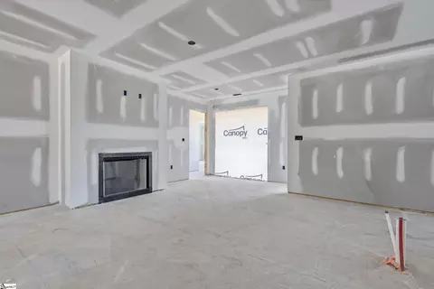 Living - 00 Taylor Rd, Honea Path, SC 29654 photo 2 of 7