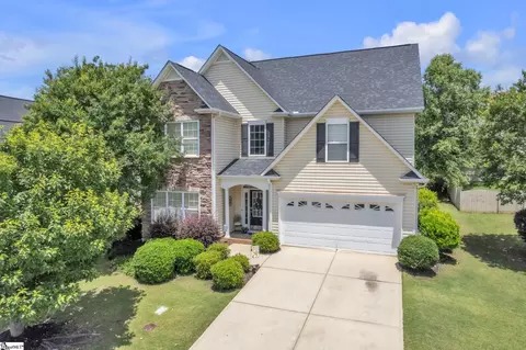 211 Brazos Ln, Simpsonville, SC 29680
