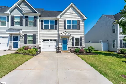 607 Cresslyn Ct, Greenville, SC 29617