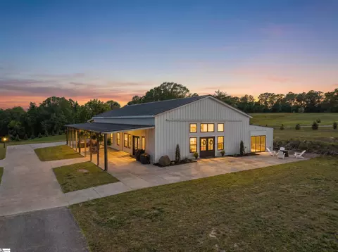 Exterior - 128 Orchard Dr, Moore, SC 29369 photo 2 of 5